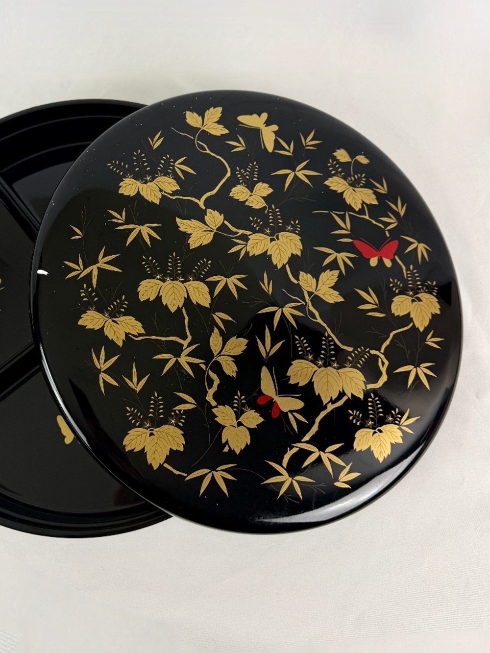 Vintage Hanae Mori Black Round Lacquer Box 12in Gold Leaf Jubako 4 Sections Flaw
